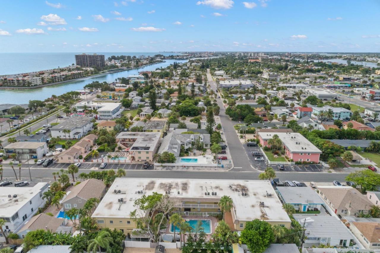 Appartement Waves 18 à St. Pete Beach Extérieur photo